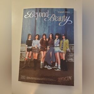 TRIPLES - MINI [MSNZ (BEYOND BEAUTY)] Moon Kpop Album Version
